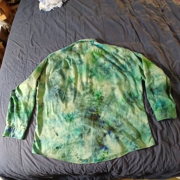 My Shirt - Tie Dyed Green & Blue Calvin Klein Dress Shirt - 100% cotton - Picture 2 of 5